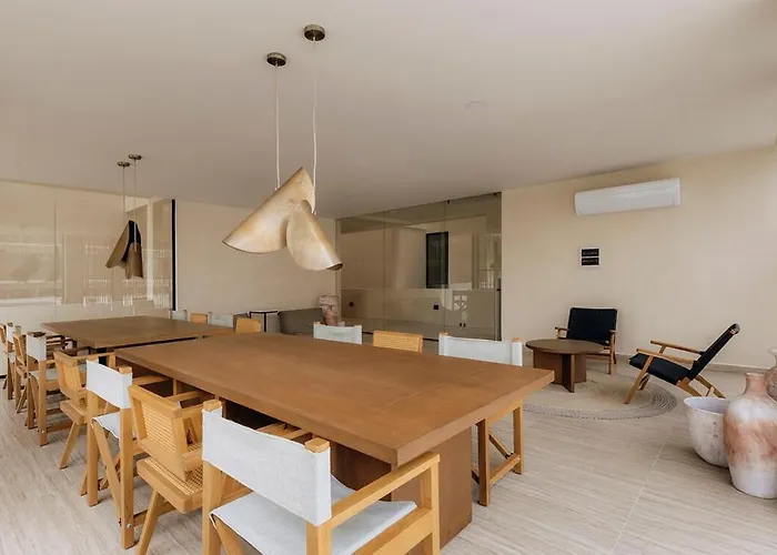 Itzel Samsara Dream Penthouse Apartment